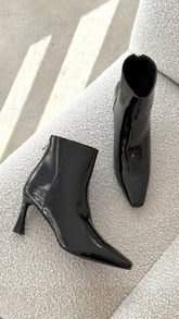 Scotty Boots - Black Crinkle Patent