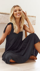 Jaliyah Midi Dress - Black