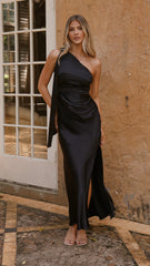 Halle One Shoulder Maxi Dress - Black