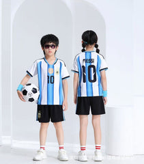 Kids’ Football Jersey & Shorts Set Argetina - Messi